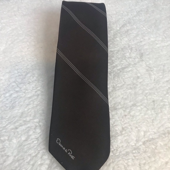 Oscar de la Renta Other - Oscar de la renta tie brown